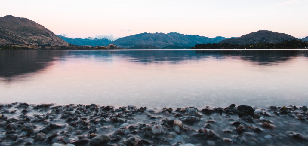 Lever du soleil sur le lac de wanaka-New Zealand-Sarah Galvan Photographe
